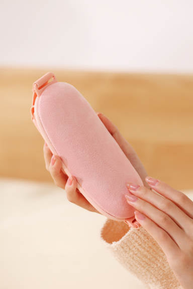 Luméva™ Menstrual Massager